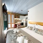 Kukuvayia's Nest-centre Old Town Corfu *